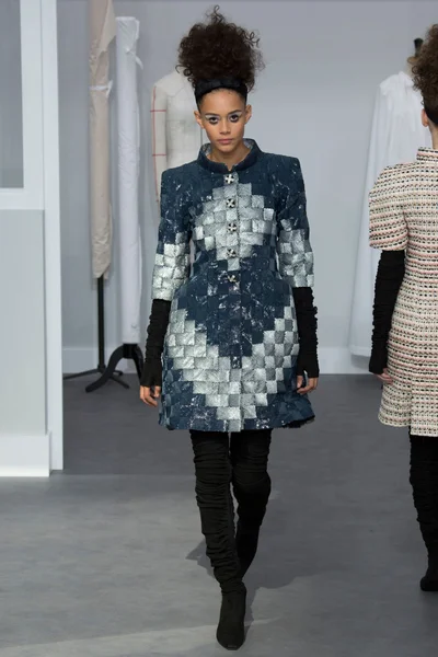 Look 34